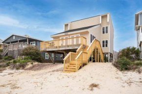 Double T By The Sea by Oak Island Accommodations